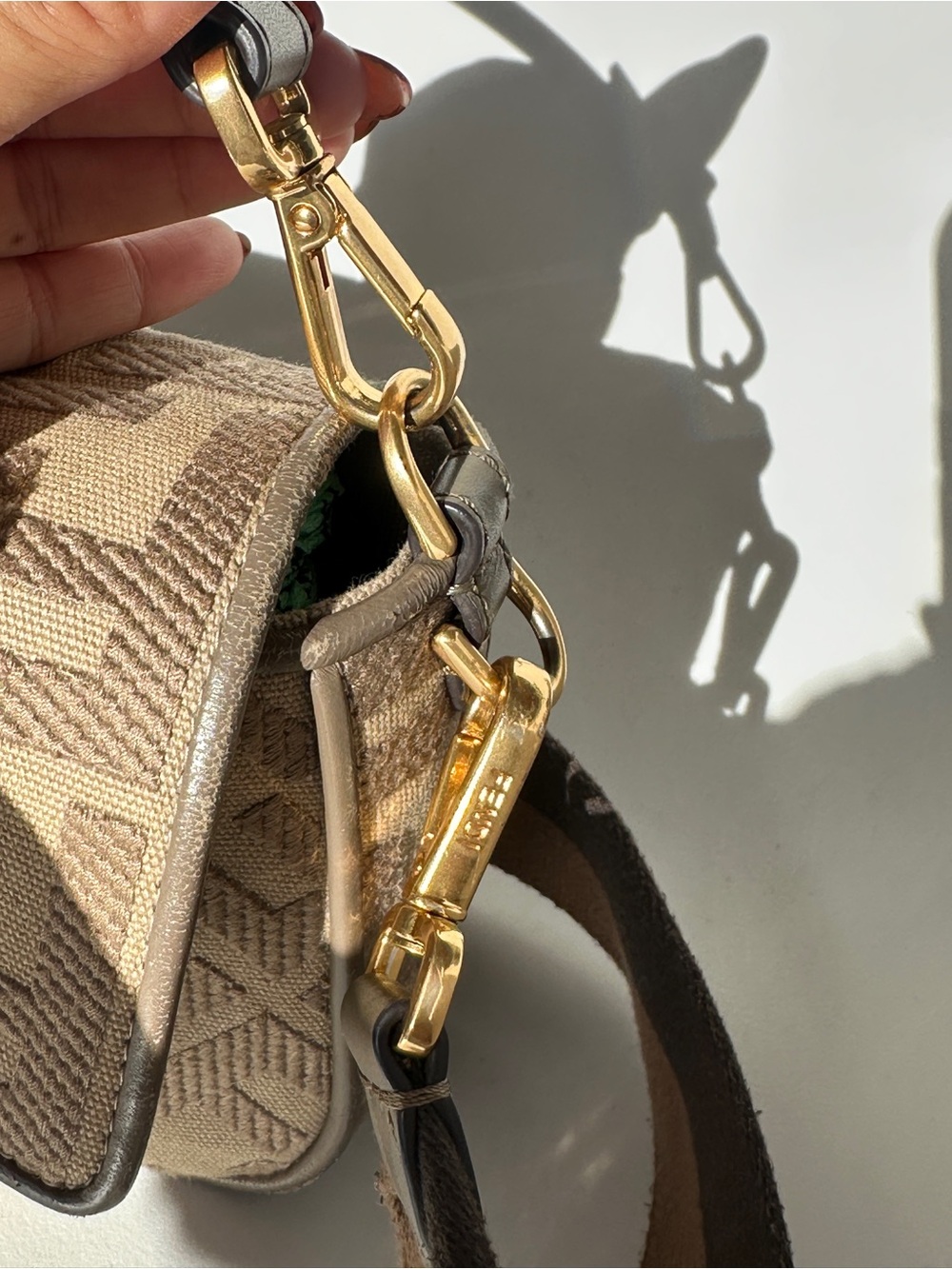 Fendi Baguette Zucca Monogram Canvas Bag M Beige Gold - Picture 7 of 16
